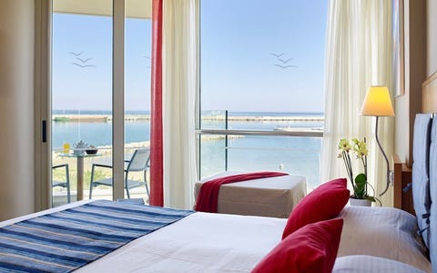Kyma Suites Beach Hotel 4 av 20