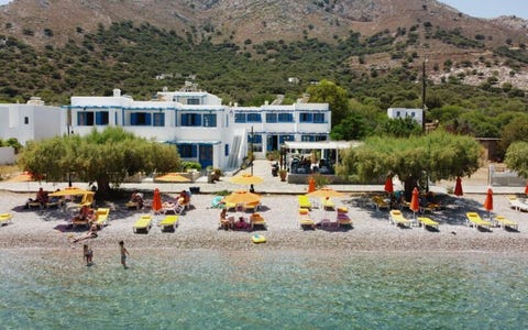 Livadia Beach 2 av 14