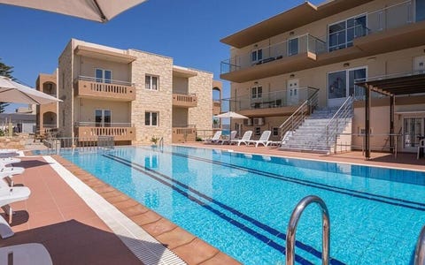 Marine Claire 2 av 6