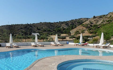 Mediterranean Beach 2 av 14