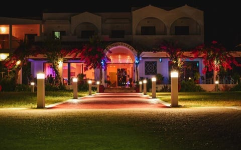 Mediterranean Beach 14 av 14