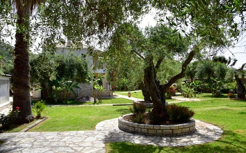 Mikros Paradisos 13 av 16