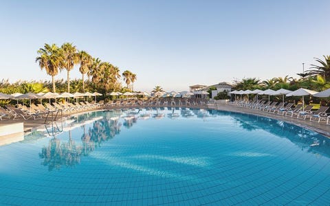 Minos Mare Beach Resort & Spa 6 av 20