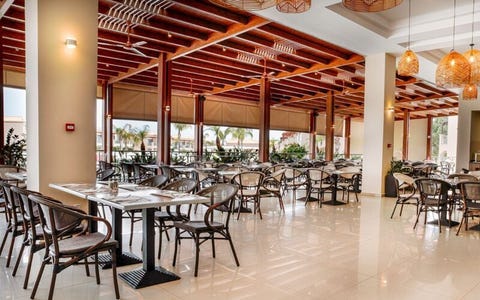 Mythos Beach Resort 41 av 46