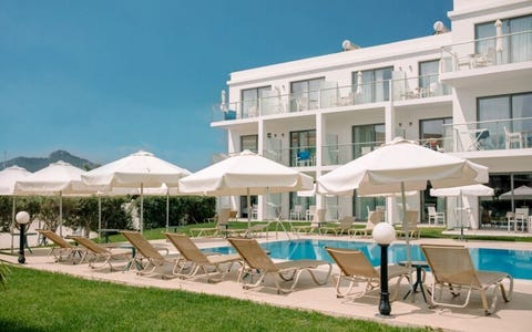 Mythos Beach Resort 35 av 46