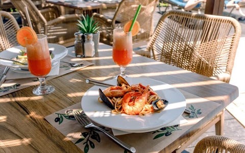 Mythos Beach Resort 17 av 46