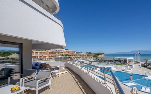 Oceanis Beach Corfu 3 av 14