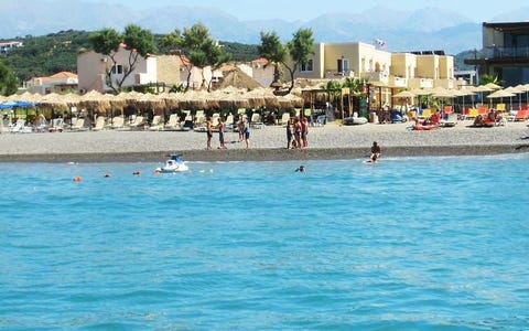 Panos Beach Hotel 2 av 15