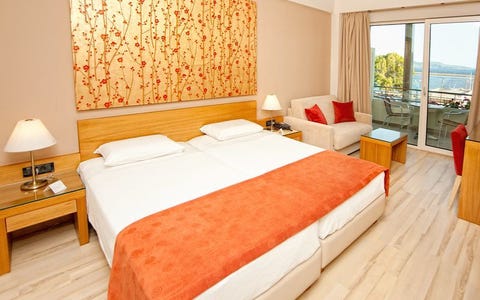 Pharae Palace Hotel 4 av 10