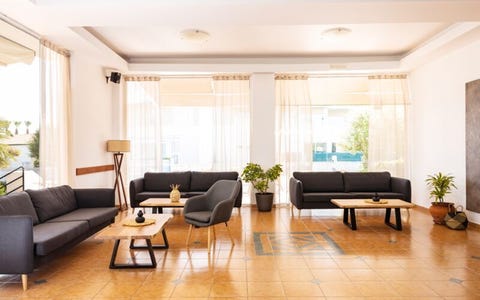 Pylea Beach Hotel 14 av 17