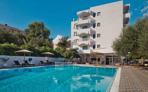 Regina Karpathos 6 av 7