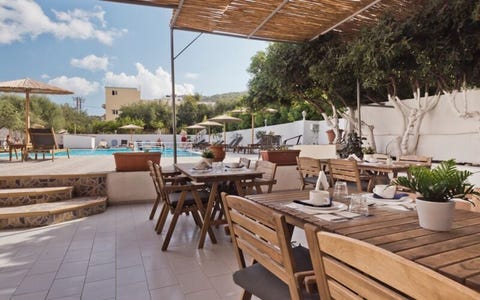Regina Karpathos 3 av 7