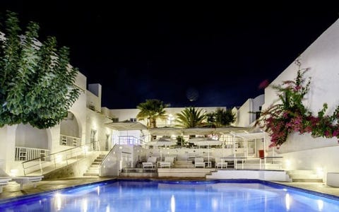 RK Beach Hotel 16 av 16