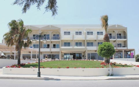 Sea Melody Beach Hotel and Apartments 2 av 21