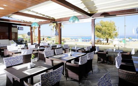 Steris Elegant Beach Hotel 1 av 13