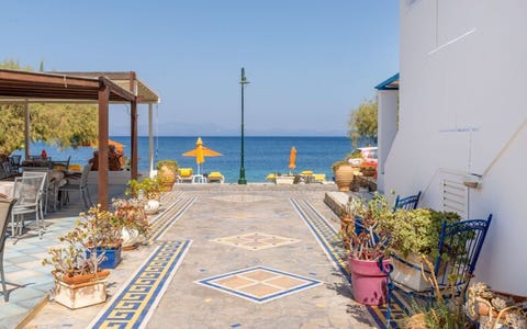 Livadia Beach 6 av 14