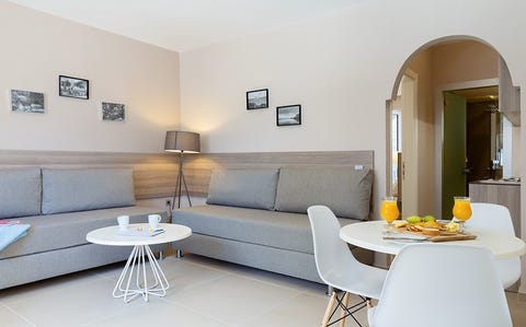 Erato Beach Hotel - Adults Only 10 av 22