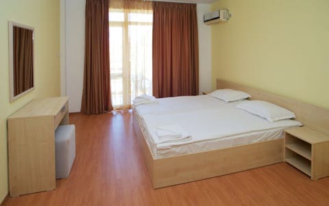 Anixi Aparthotel 4 av 5