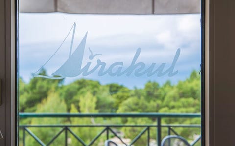 Villa Mirakul 2 av 6