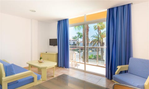 Apartamentos Karina 4 av 8