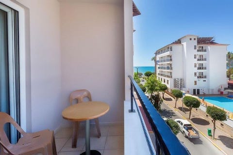 Alanya Beach Hotel 2 av 10