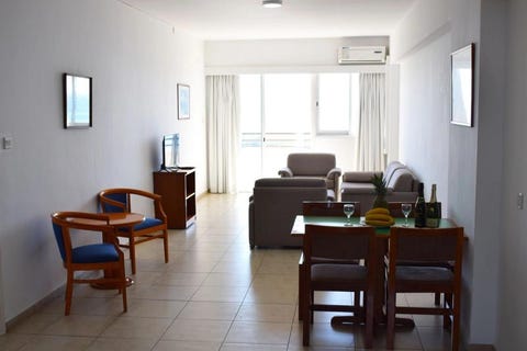 Sun Hall Beach Hotel Apts 7 av 10