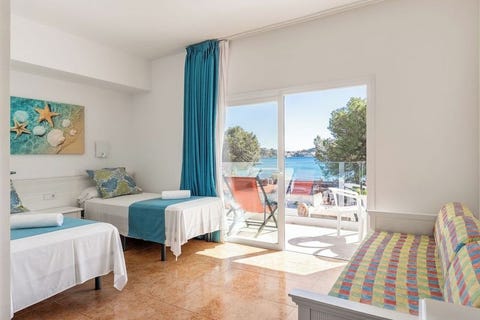 Neptuno Paguera Hostal 2 av 10