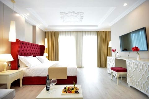 Flower Hotel & SPA  4 av 10