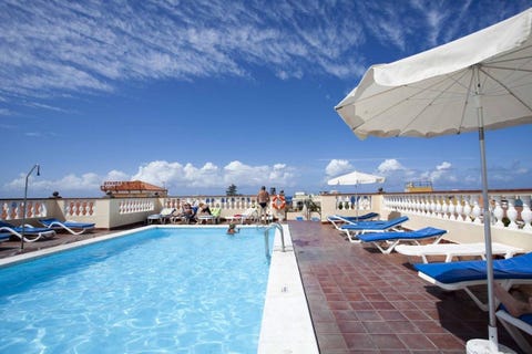 Apartamentos Be Smart Florida Plaza 1 av 9