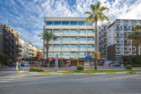 Büyük Hotel  1 av 10