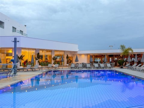 Limanaki Beach Hotel & Suites 6 av 9