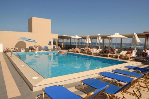 Achillion Palace 1 av 5