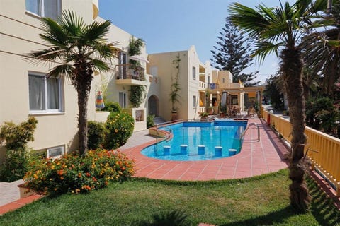Lambrinos Suites 5 av 10