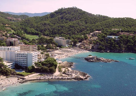 Alua Gran Camp de Mar 1 av 10