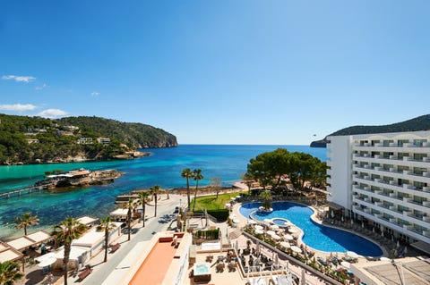 Alua Gran Camp de Mar 1 av 10