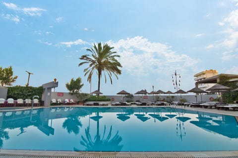 Blue Sky City Beach Hotel - Adults Only 2 av 10