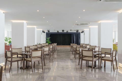Alua Leo Hotel 8 av 10