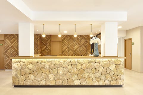 Universal Hotel Castell Royal 5 av 10