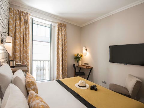 Mercure Nice Marche aux Fleurs 2 av 10