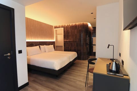 Silken Saaj Maar- Adults Only 8 av 10