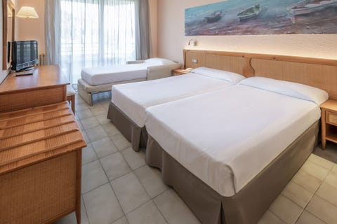 Hotel Oasis Tossa & SPA by GHT Hotels 8 av 10