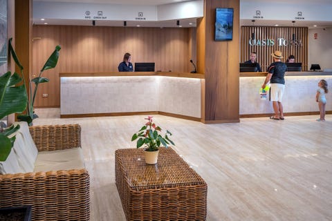 Hotel Oasis Tossa & SPA by GHT Hotels 2 av 10