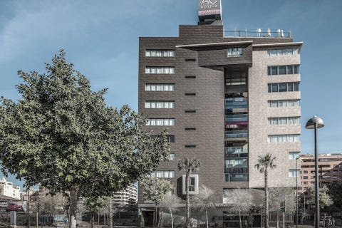 AC Hotel Alicante by Marriott 3 av 10