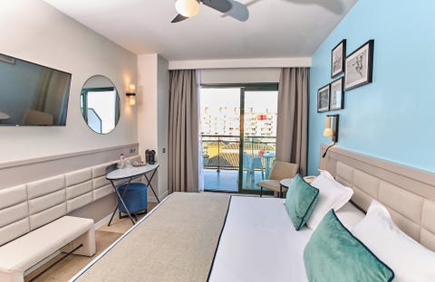 Leonardo Hotel Fuengirola Costa del Sol 8 av 10
