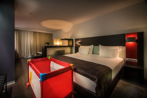 RR Hotel da Rocha 7 av 10