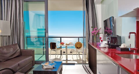 RR Hotel da Rocha 1 av 10