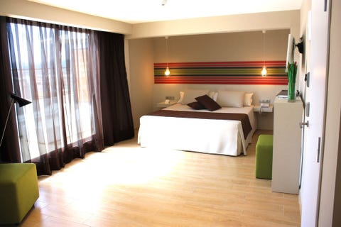ALEGRIA Plaza Paris Hotel 6 av 10