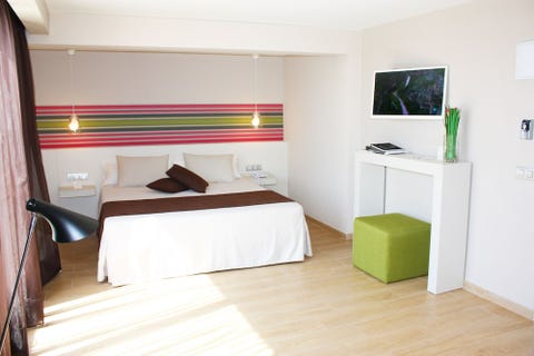 ALEGRIA Plaza Paris Hotel 8 av 10
