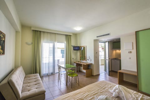 Athina Beach Hotel 3 av 10