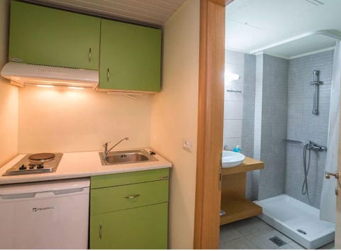 Athina Beach Hotel 10 av 10